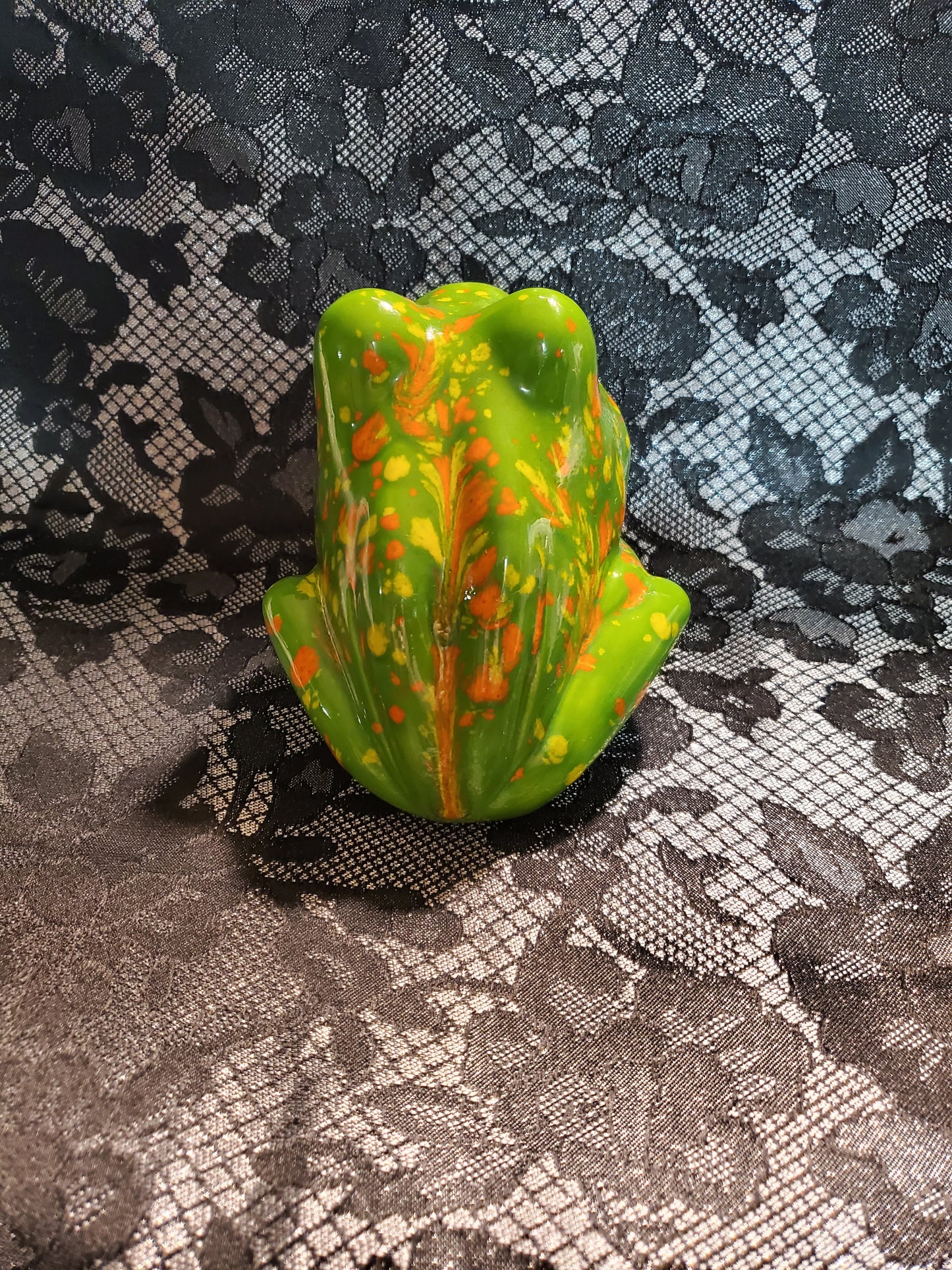 Vintage Ceramic Frogs