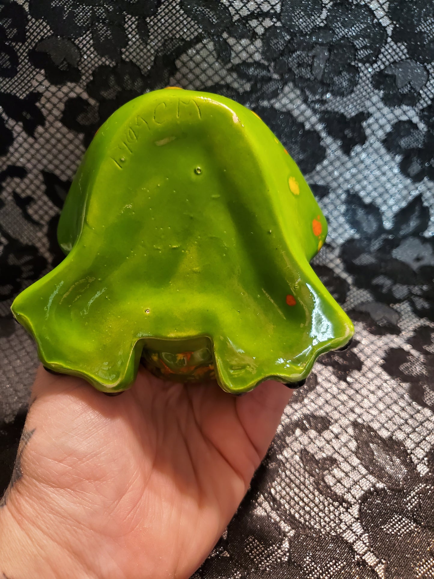 Vintage Ceramic Frogs