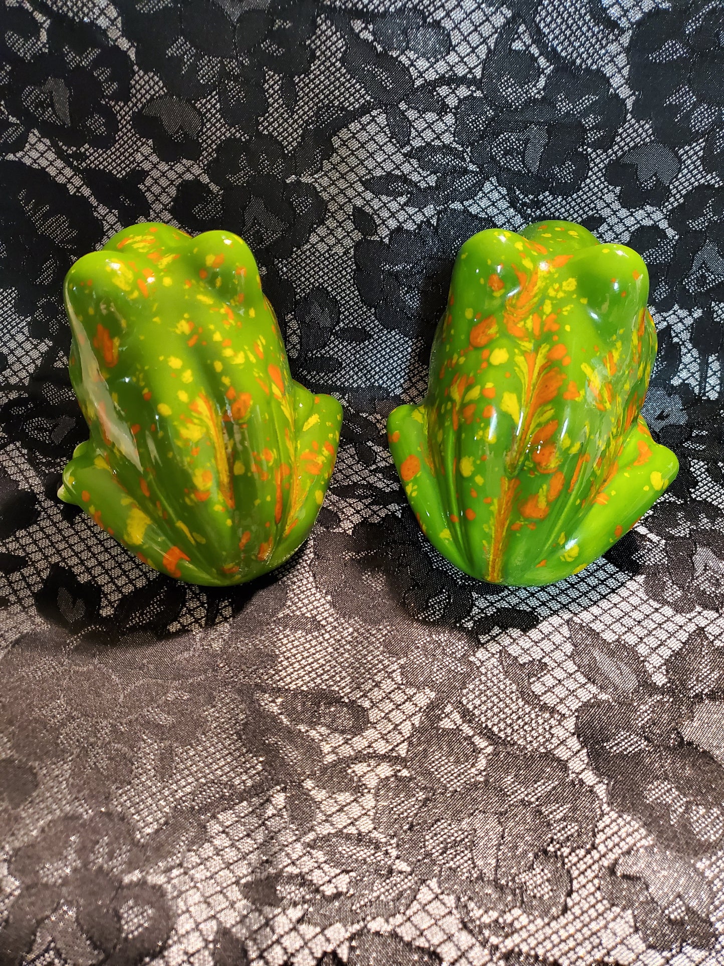 Vintage Ceramic Frogs