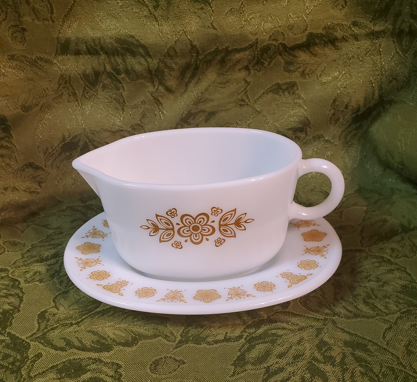 Vintage Gravy Boat & Saucer